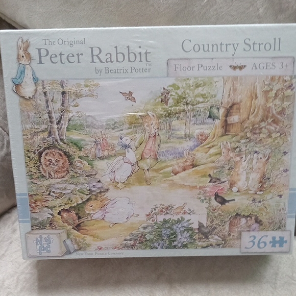 Peter Rabbit Country Stroll Floor Puzzle - Picture 1 of 1